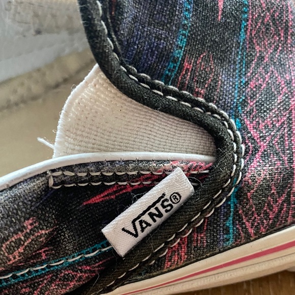 VANS Paisley Canvas Slip On Shoes - Picture 3 of 4